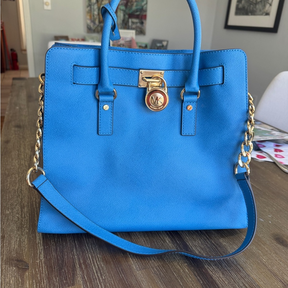 Michael Kors Hamilton Large Blue Saffiano Leather Tote Bag - Picture 2 of 7
